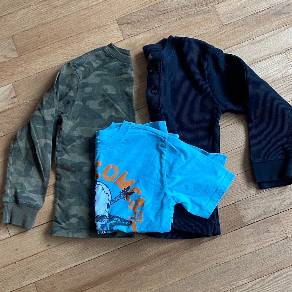 Bundle of (3) Kids Shirts 📦